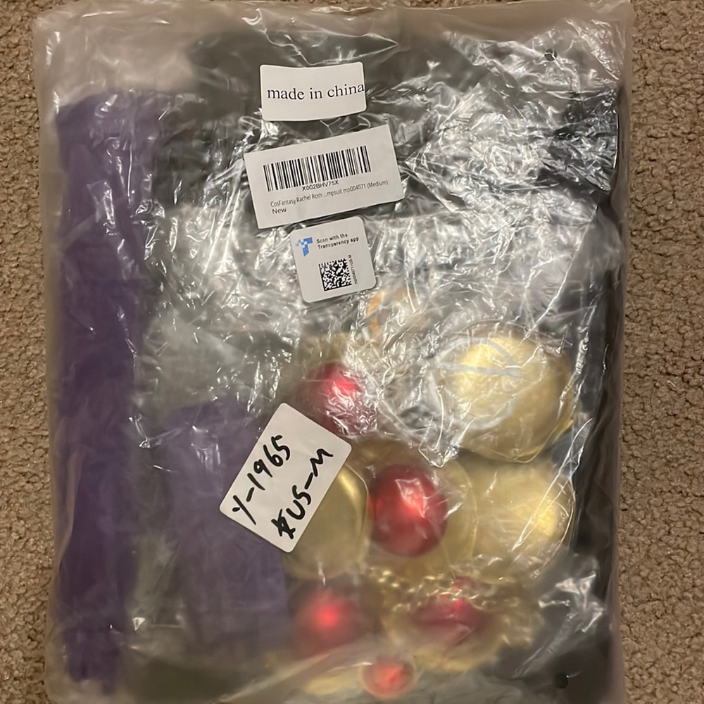 Never worn never opened Womens Teen Titan Costume. $43.99 on Amazon. Size M